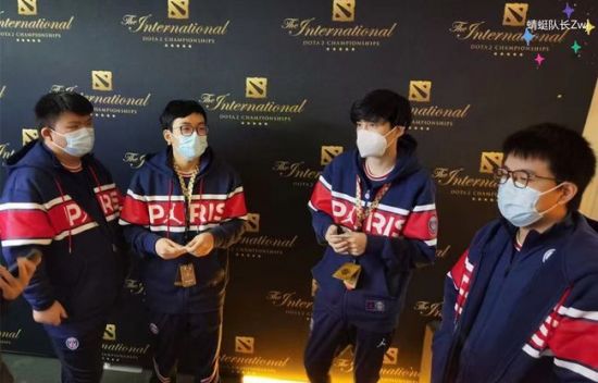 中国AG.AL战队勇夺EWC桂冠，穿越火线赛事新篇章